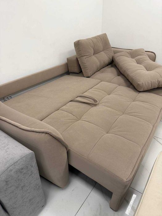 Новинка - стильний кутовий диван 2,77*1,62 м в наявності