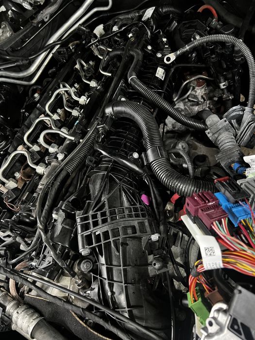 Впускний колектор BMW N57 30d 40d впускной коллектор БМВ X5 E70