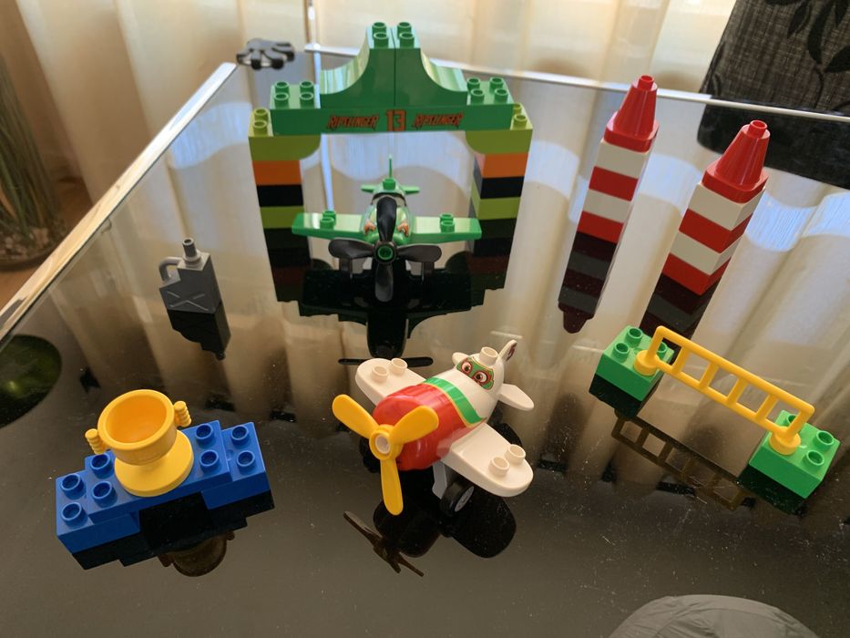 Lego Duplo Avi~ões