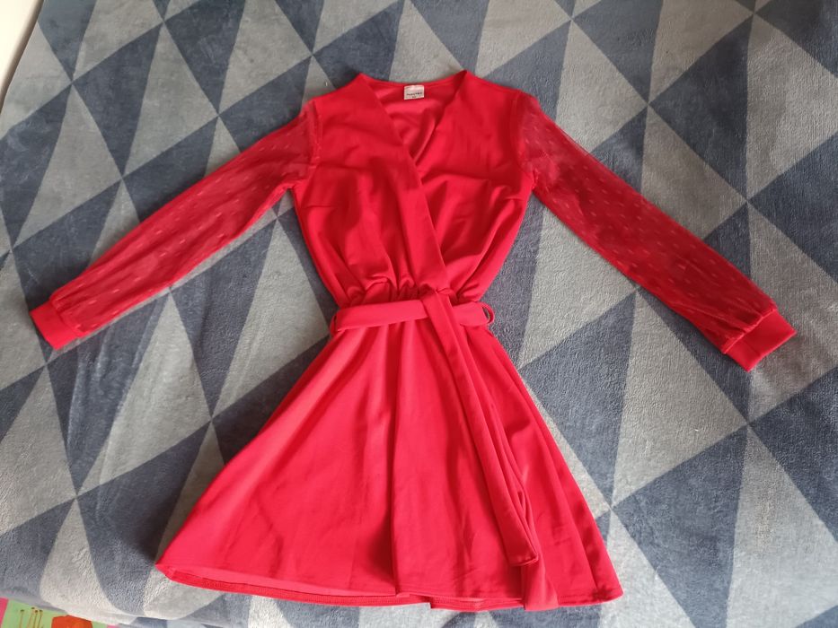 Sprzedam przepiękną sukienkę r S/M