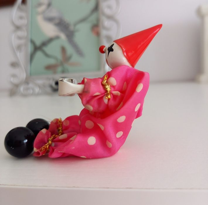 Unikat figurka metalowa pierrot klaun vintage retro postać siedząca