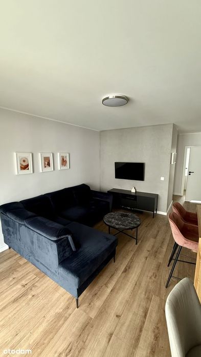 Nowoczesne 3 pokoje z halą garażową – Gdynia Cisowa