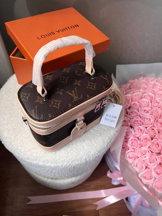Сумка Louis  Vuitton