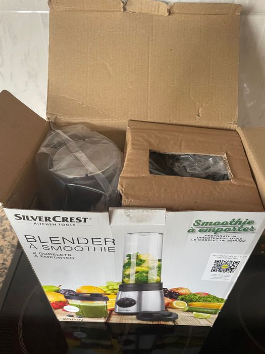 Blender de smoothie com 2 copos NOVO