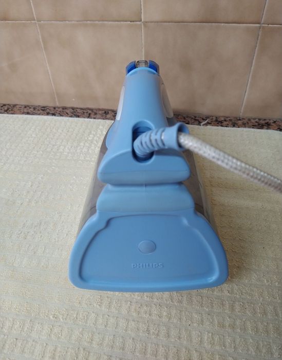 Ferro de passar a ferro Philips engomar casa quarto apartamento.