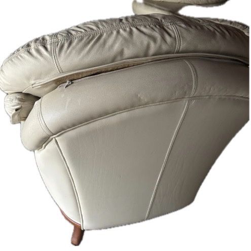 Sofas em Pele . 3 sofas
