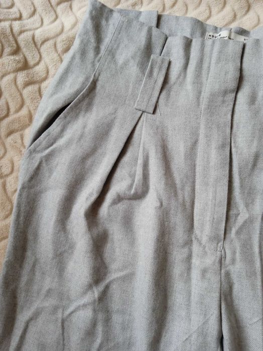 Szare spodnie luźne cygaretki z paskiem House M *nowe
