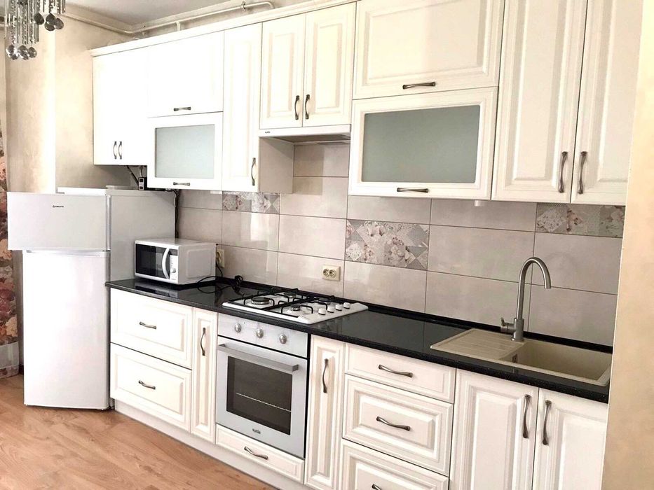 Оренда 1-кім. квартири. вул. Під Голоском-Новобудова