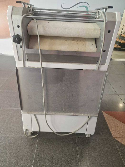 Vendo máquina formadora de baguetes