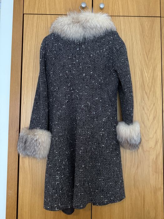 Casaco de Mulher com Gola e Punhos em Pelo de Raposa – Tamanho 40/L