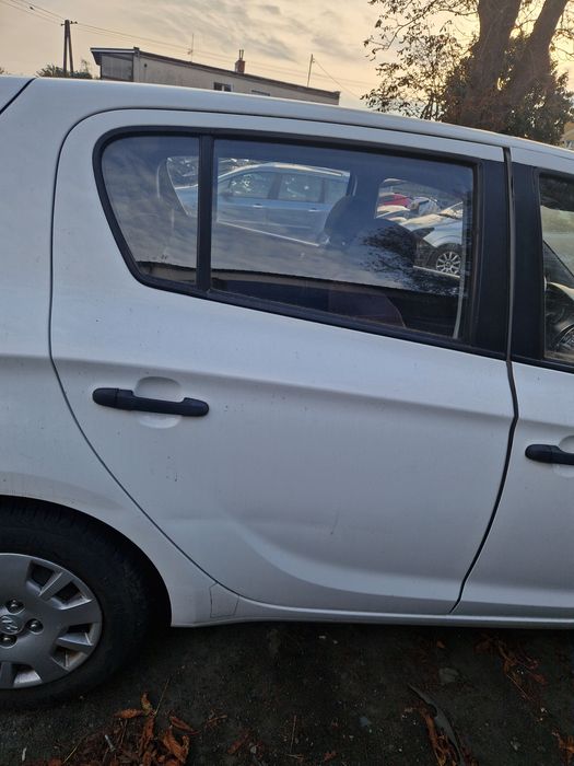 Drzwi prawe tył Hyundai i20 I Lift PJW