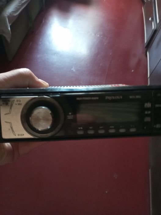 Автомагнитола на запчасти