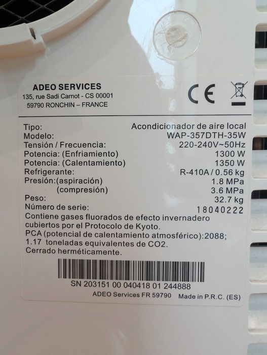 Ar condicionado portátil em excelente estado com bomba de calor.