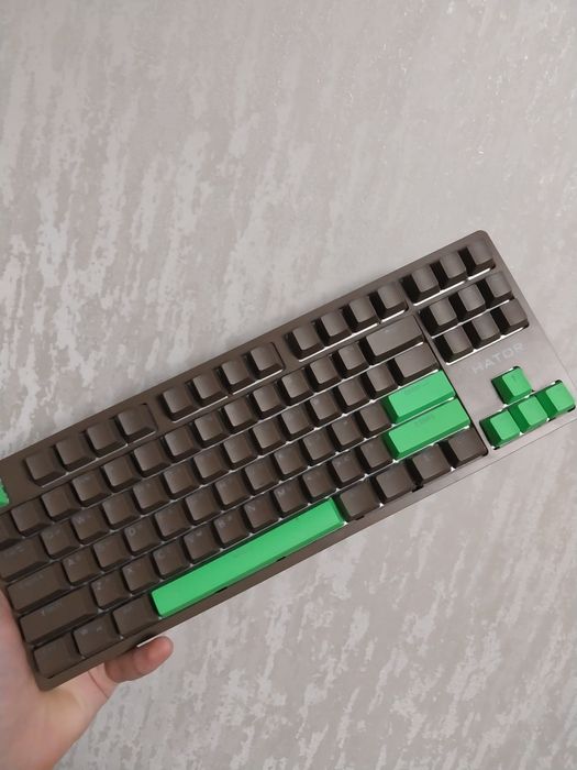 Продам клавиатуру хатор 80%