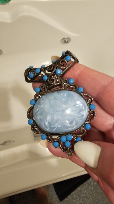 Vendo 1 par de brincos feitos à mão e pendente para gargantilha