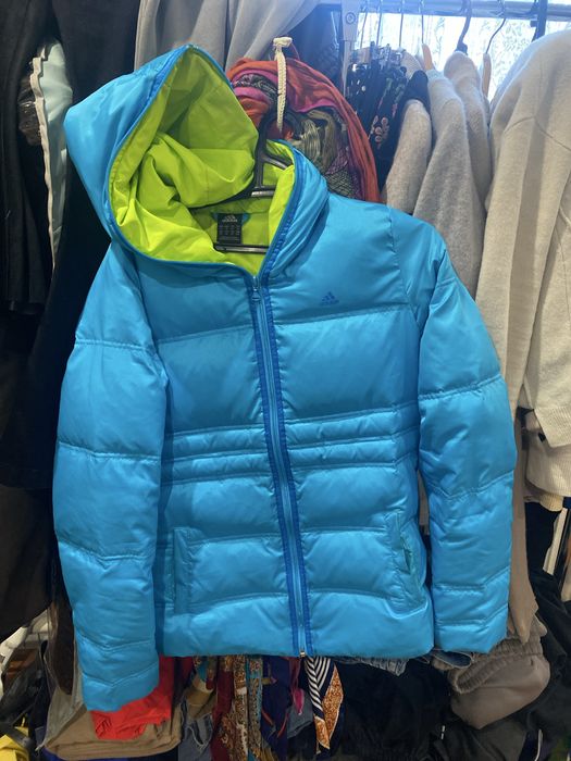 Куртка adidas демісезонна