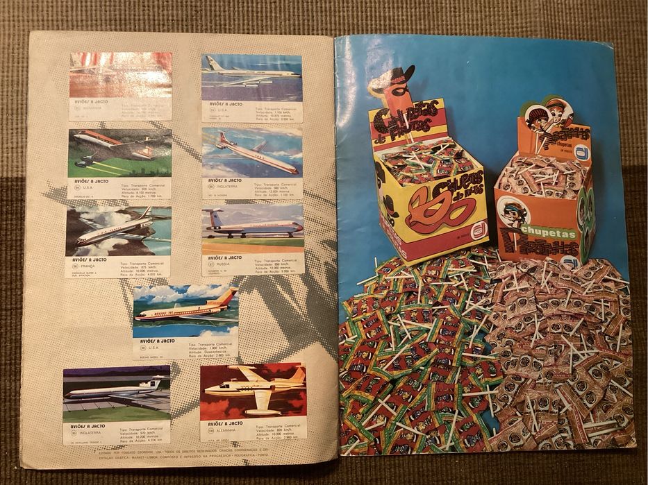 Caderneta de cromos AVIÕES A JACTO. Das pastilhas PIRATA. Completa.