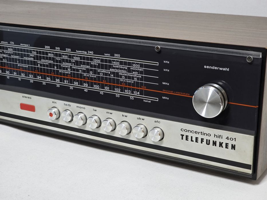 Receiver Vintage reparado Telefunken