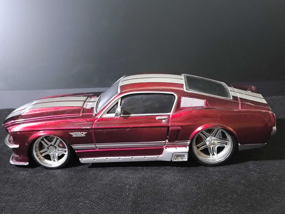 Машинка Ford Mustang GT 1967 Maisto на радіокеруванні  1/24