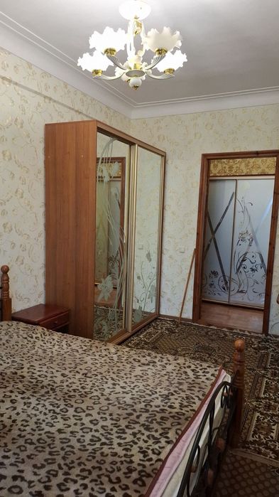 Продам 3 ком,Сталинку Центр