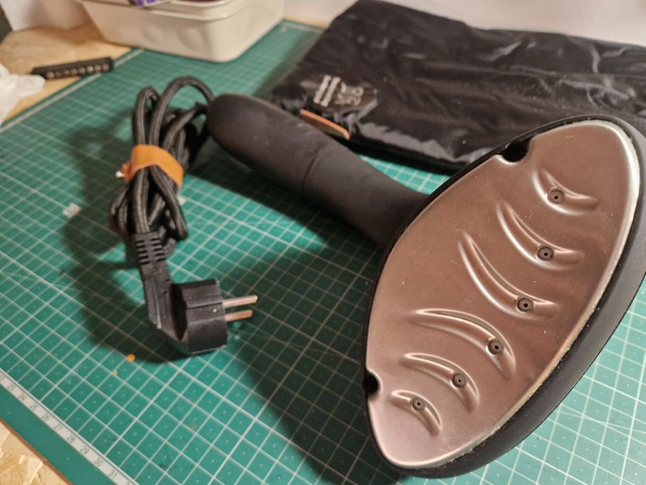 Ferro de Engomar Vertical Steamery