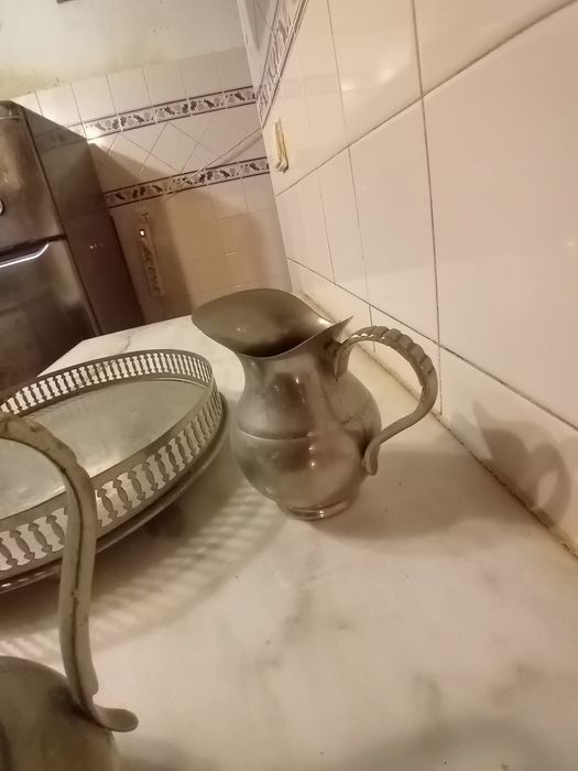 Conjunto de Peças Antigas em Estanho
