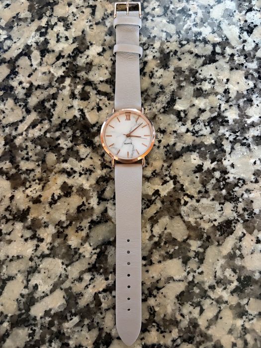 Relógio Quartz PC21 | Mostrador efeito mármore | Rose Gold