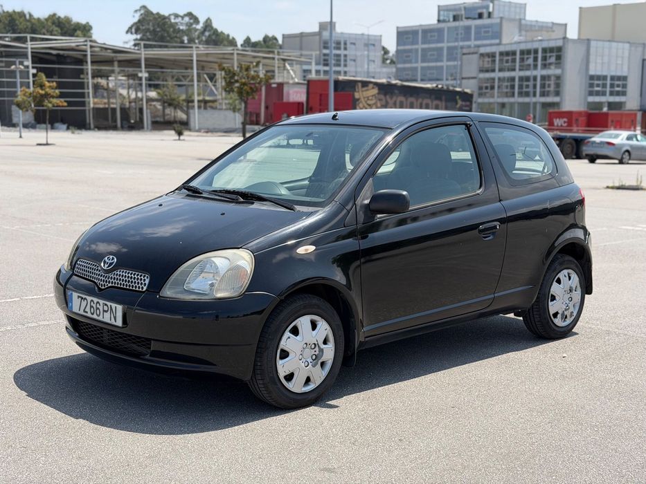 Toyota Yaris 1.0 Base