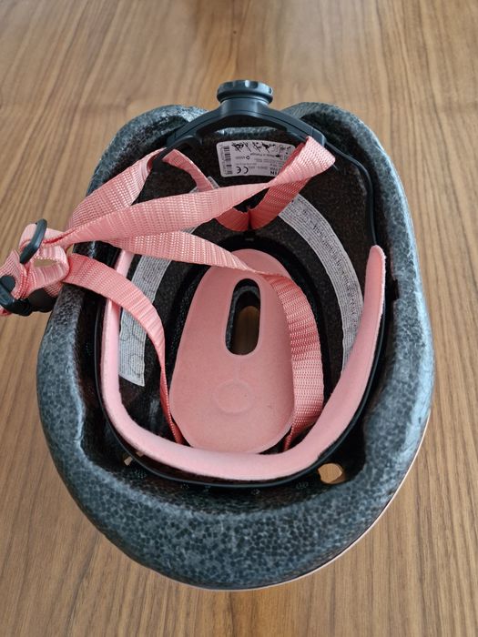 Capacete de criança para bicicleta_cor rosa_como novo_tamanho 44-49cm