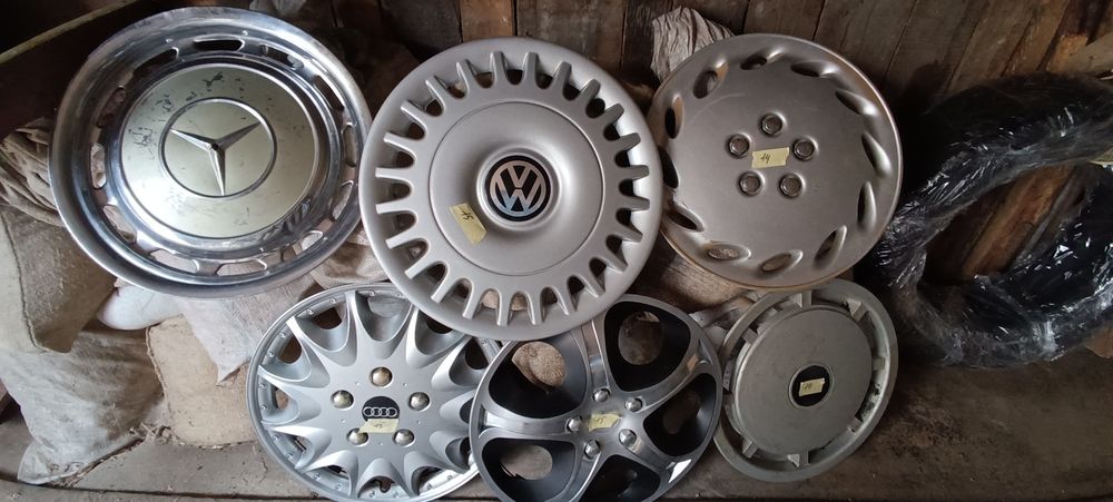 Ковпаки автомобільні Фольксваген та інші.