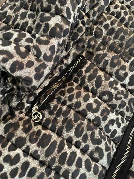 Зимовий пуховик Michael Kors