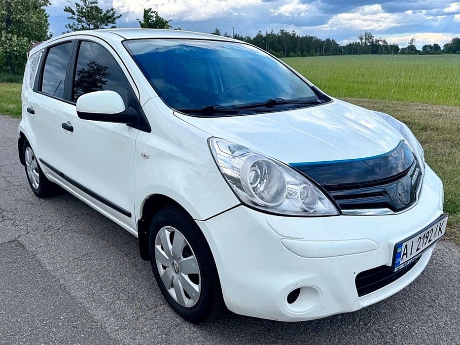 Nissan Note  2012 Після незначної ДТП. НА ВПЕВНЕНОМУ ХОДУ. Відмінний стан.