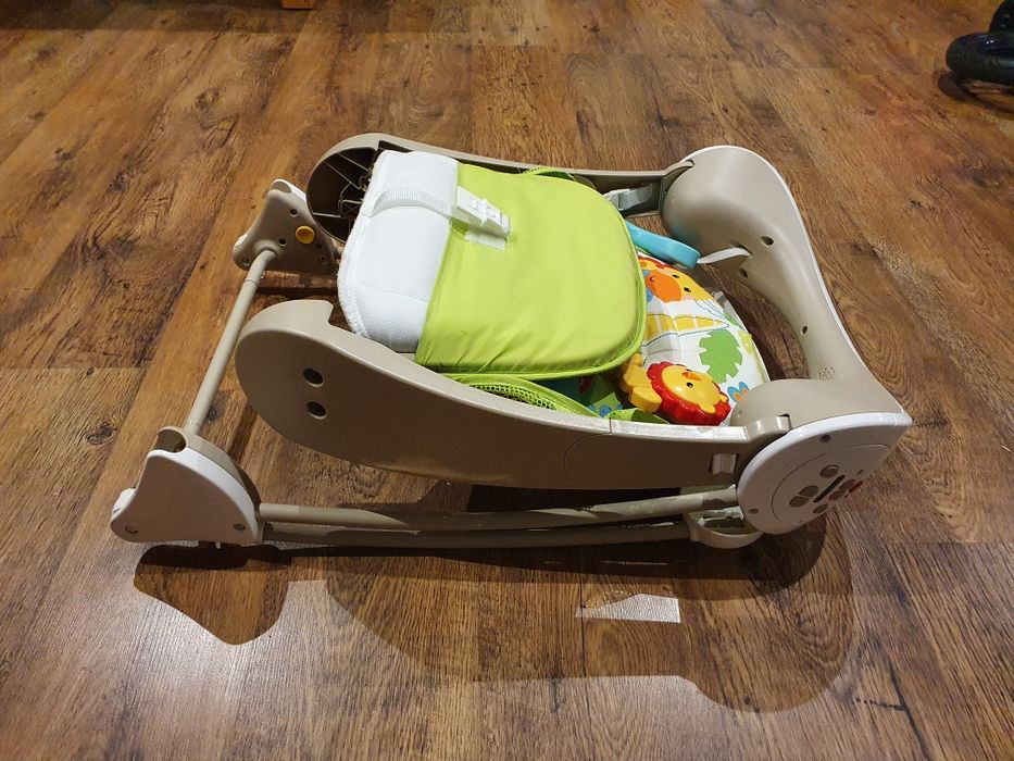 Składany leżaczek huśtawka Fisher price