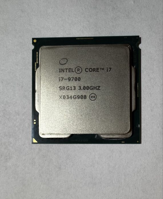 Procesor i7 9700