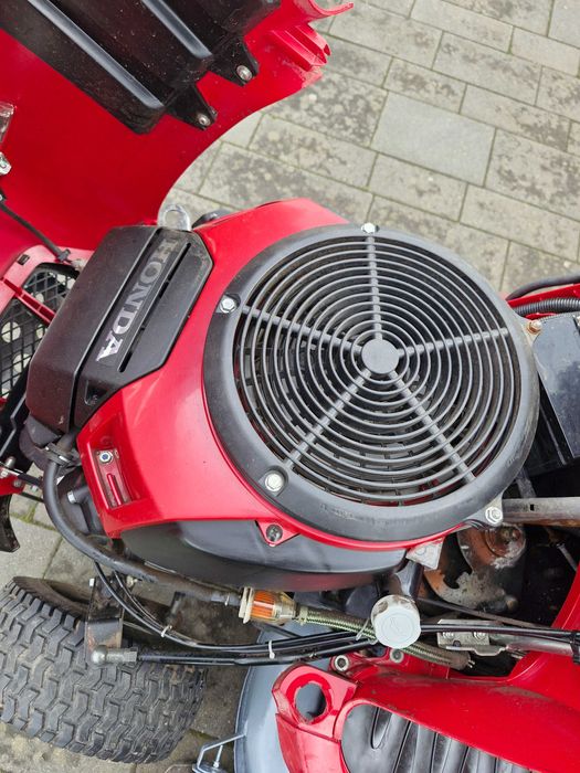 Kosiarka traktorek Honda hf 2622 22hp ,2015r pompa automat 122cm