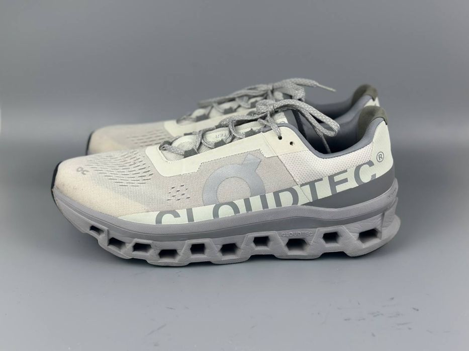 Кросівки On Claud оригінал