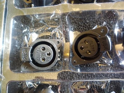 Ficha XLR Fêmea Encastrar CLIFF para audio, DMX, Socket Plug