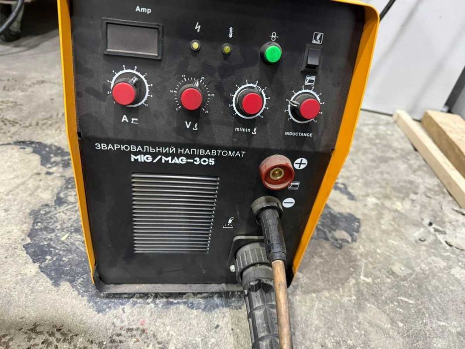 Продам гарний зварювальний полуавтомат