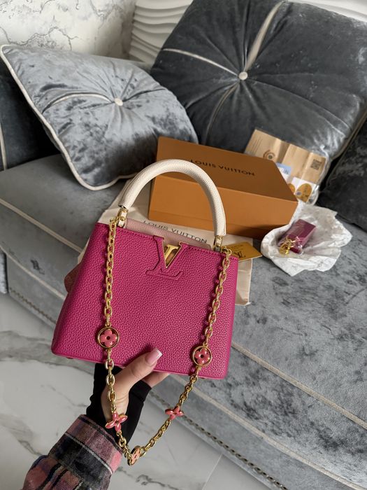 Сумка louis vuitton capucines розовая мини номерная