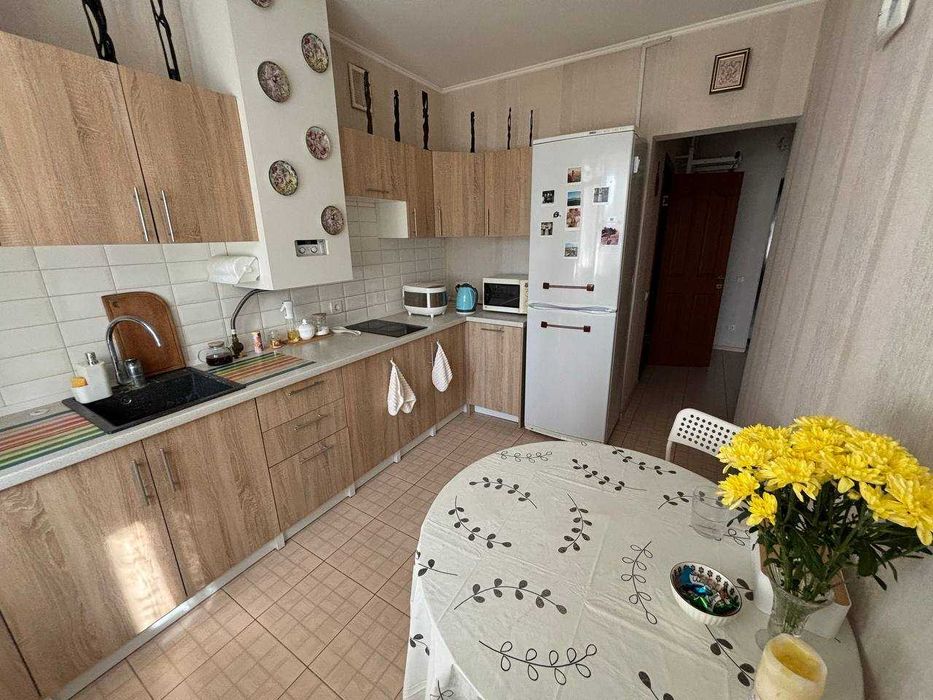 Квартира з ремонтом біля парку Дубки, терміновий продаж!