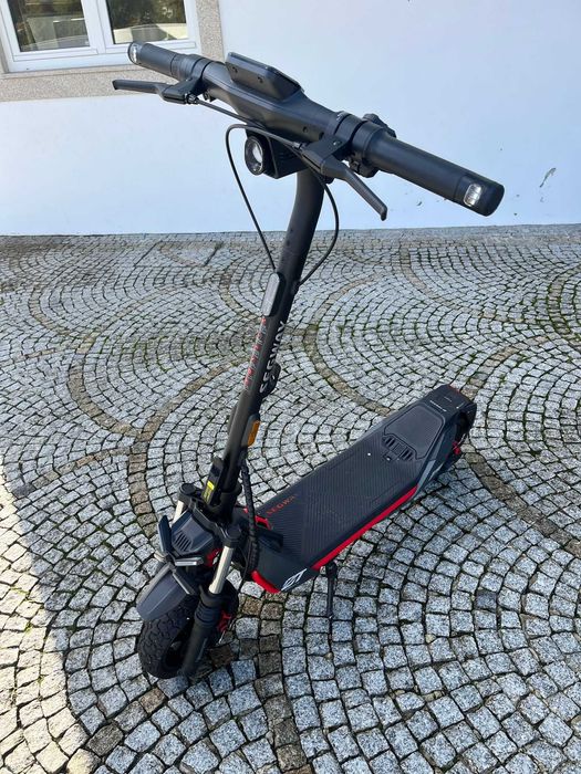 Trotinete Segway ZT3 PRO