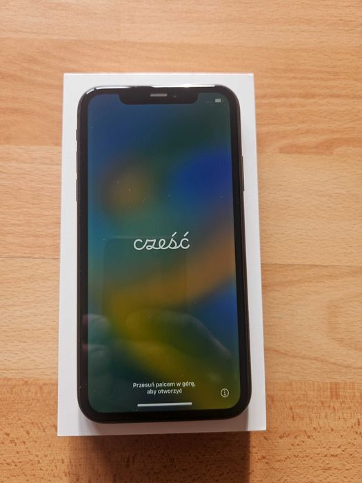 Smartfon Iphone 11 64GB