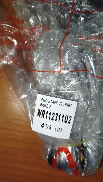 Raquete de Padel Wilson Pro Staff V2 Team + oferta de bolas