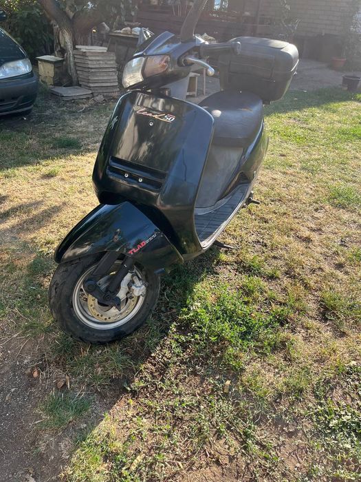торг Мопед Honda Lead 50