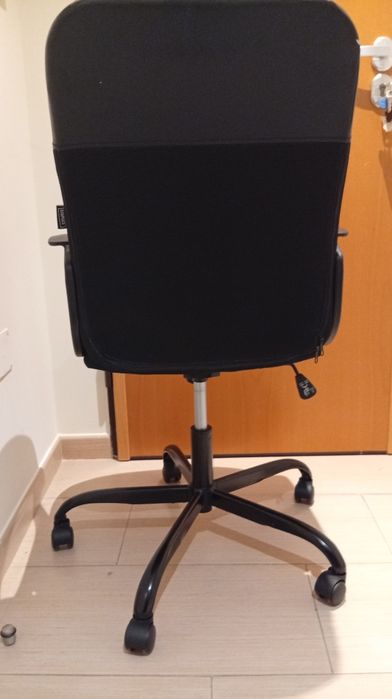 Cadeira de escritório STAPLESS