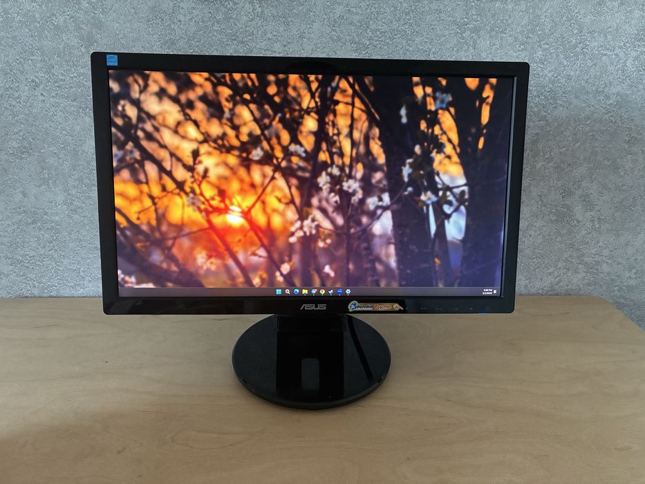 Монітор ASUS 19”