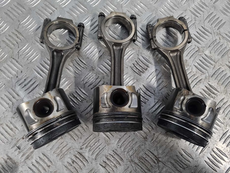Tłok korbowód Vw Audi 2.0TDI BKD