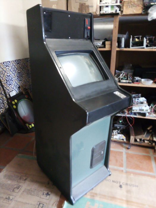 Máquina Diversão Mega Touch. Pronta a jogar