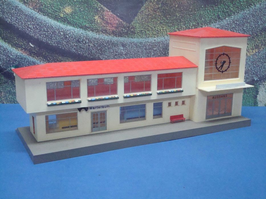 Kleinbanh H0 - Estação Ferroviária (Parte A) / Artigo Usado