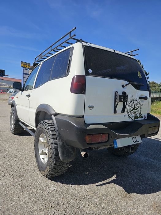 Nissan terreno 2